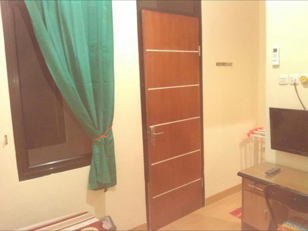 Danyshom Hotel Чикаранг Екстериор снимка
